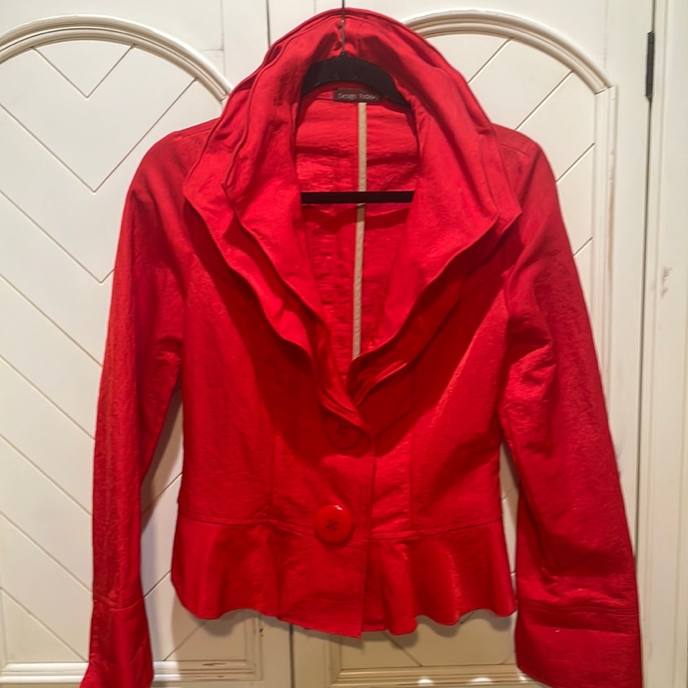 Gorgeous, red blazer
